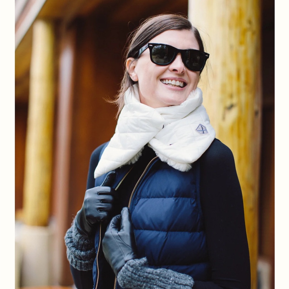 Powder Puff White Fur Lined Gaiter